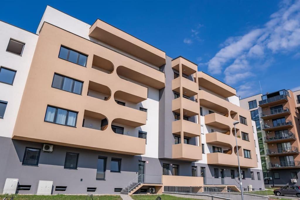 Comfort 15H Dunajská Streda Exteriér fotografie